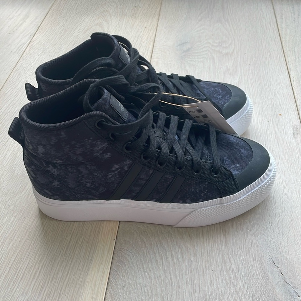 NWT -  Adidas Bravada 2.0 Mid Platform